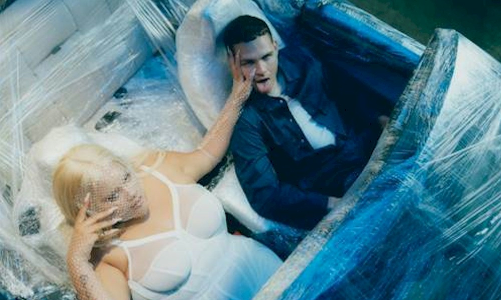Shygirl e Slowthai se unem para o lançamento de "BDE" Shygirl e Slowthai se unem para o lançamento de "BDE"