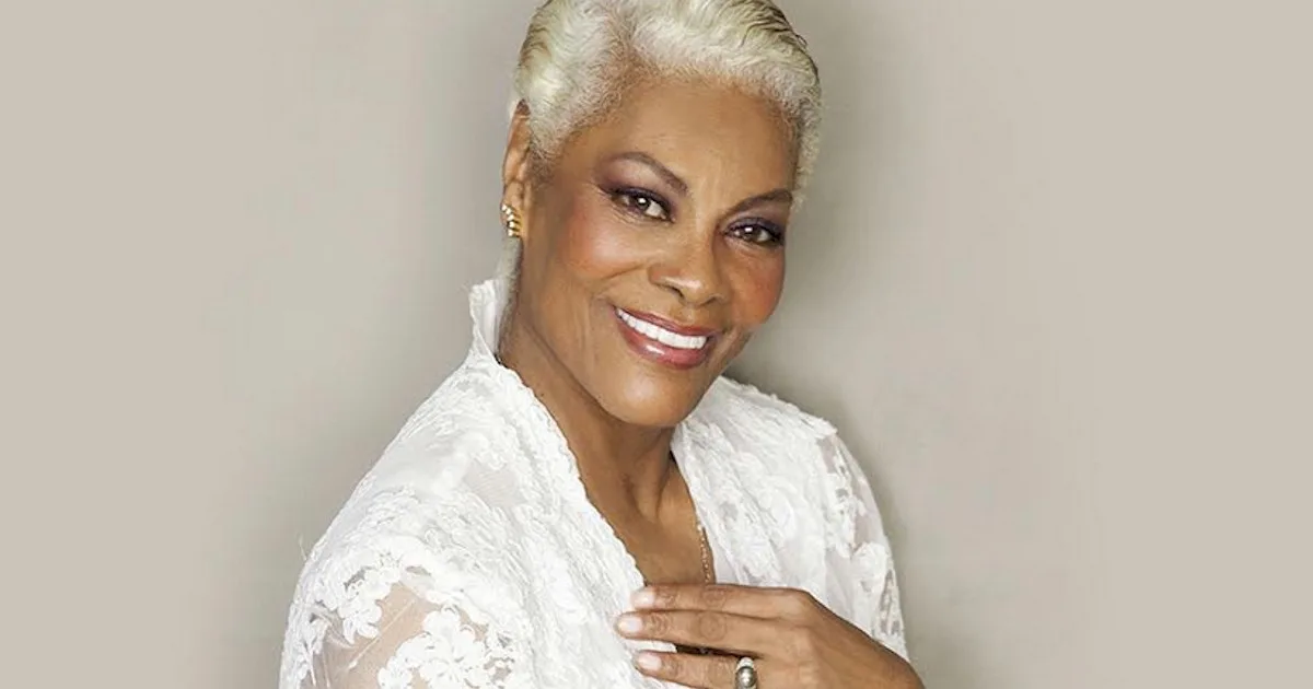 Dionne Warwick retorna ao Brasil em 2024 para duas apresentações