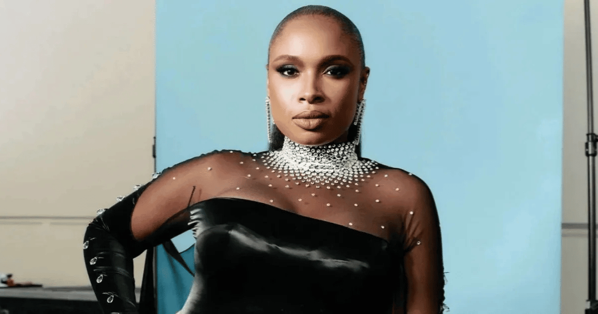 Jennifer Hudson recebe pedido de desculpas após ser atingida por bola de basquete