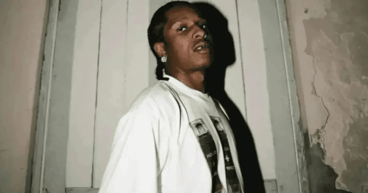 A$AP Rocky comenta sobre revelação da gravidez de Rihanna 1 A$AP Rocky comenta sobre revelação da gravidez de Rihanna