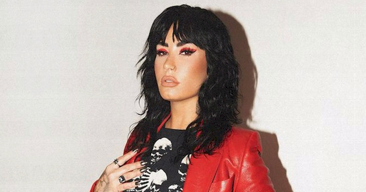 Demi Lovato lança seu novo single pop 'Fast' 1 Demi Lovato lança seu novo single pop 'Fast'