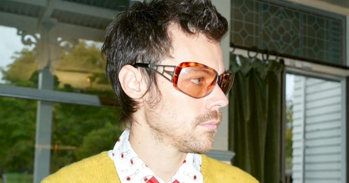 Harry Styles rumo ao recorde: 'Aperture' já ameaça dominar o Reino Unido 1 Harry Styles: com 'Aperture' artista caminha para terceiro Nº1 no Reino Unido